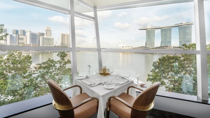 riviera-singapore-restaurant