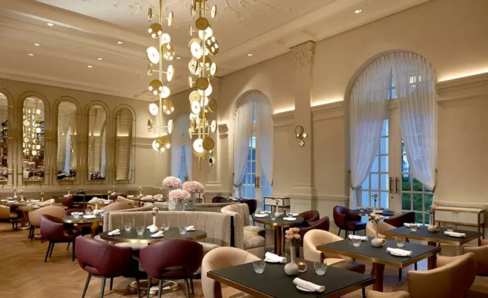 ladame-de-pic-romantic